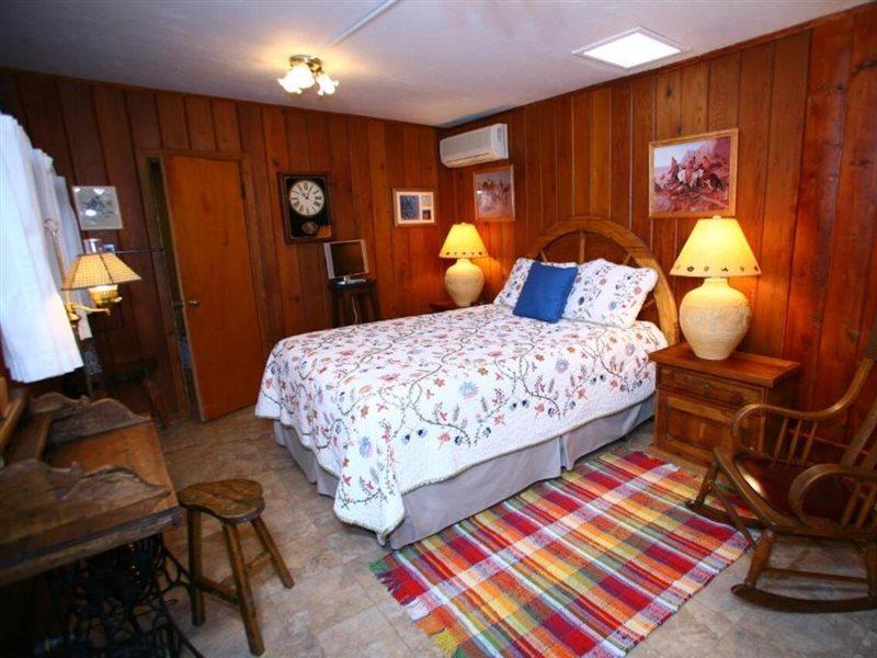 Sam Hughes Inn B&B Tucson Exteriör bild